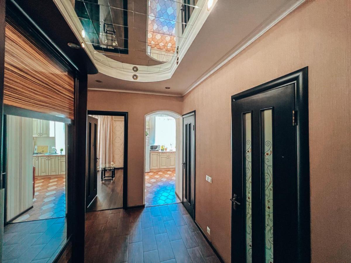 Квартира В Центре Крещатика Kiev Exterior foto